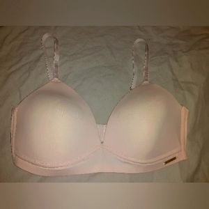 Vince Camuto wireless bra 34c nwot